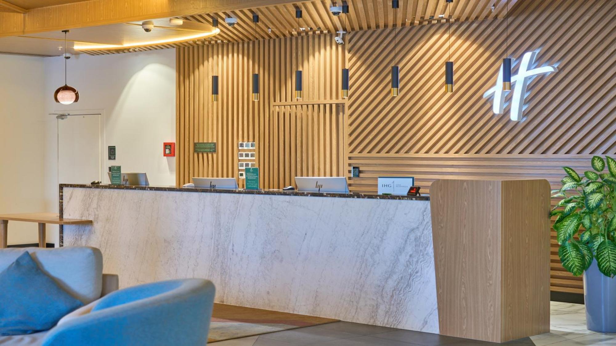 Holiday Inn Tashkent City By Ihg Exterior photo